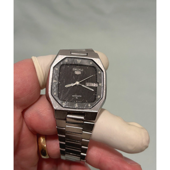 Rare Vintage SEIKO 5 Automatic Watch – Ref. 7009-552A – Black Dial – Day/Date - Picture 1 of 8